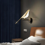 Load image into Gallery viewer, Gold Bird Led Wall Lamp