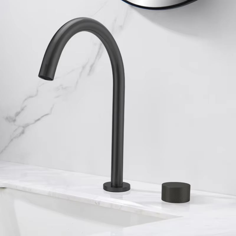 Knob basin mixer