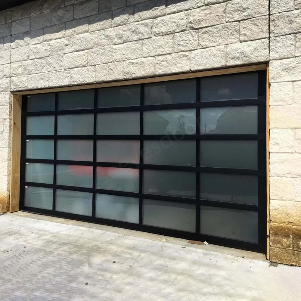 Folding garage door