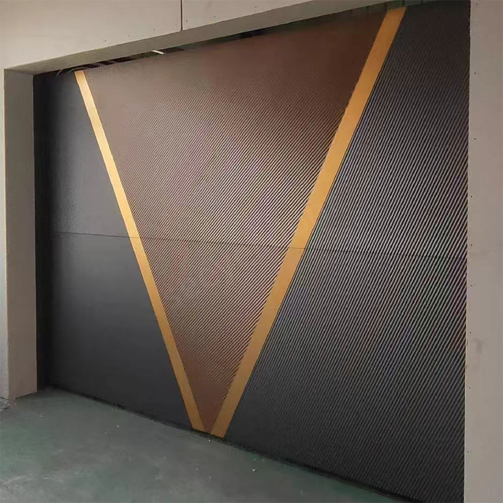 Folding garage door