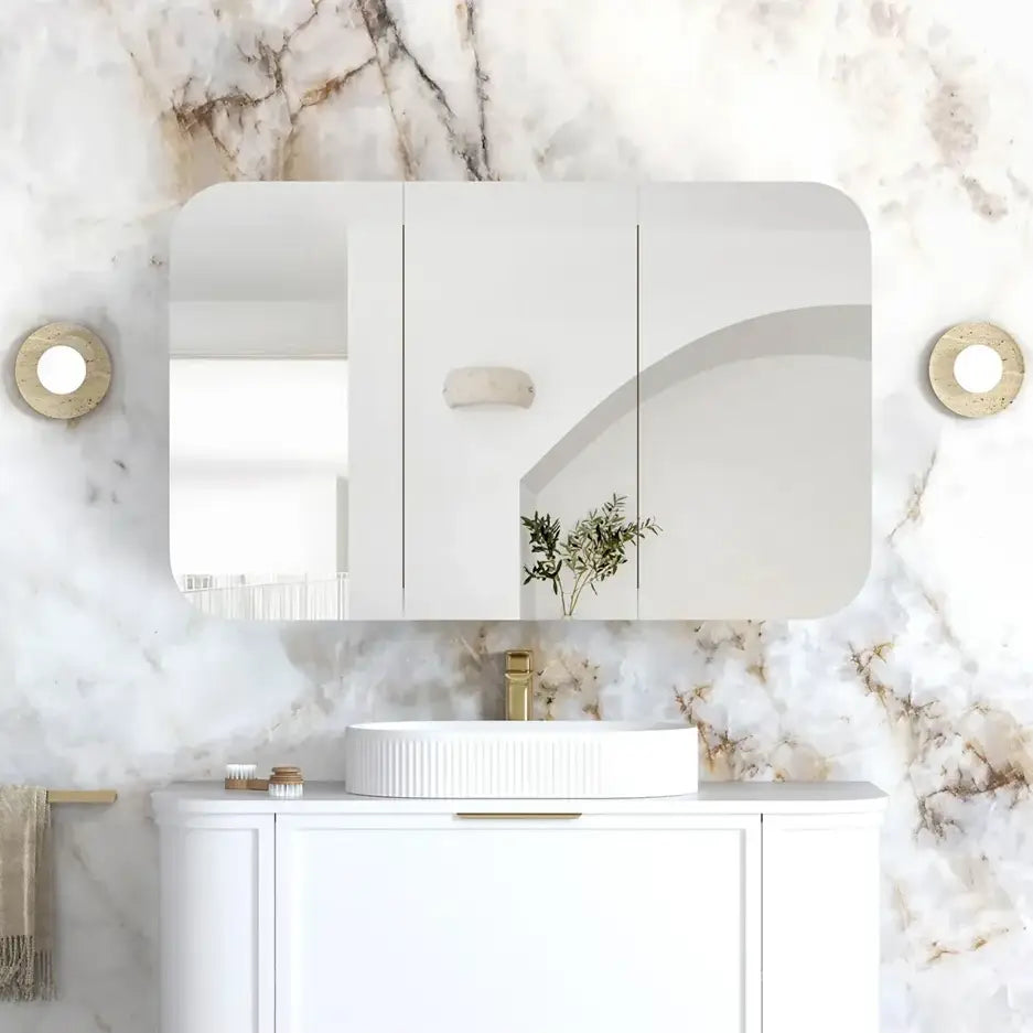 Bathroom mirror cabinet with 3 doors0